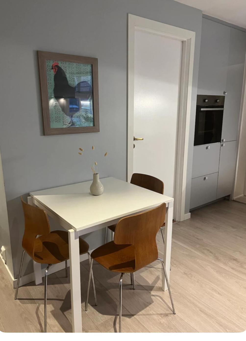 Unik Og Koselig Leilighet Midt I Sentrum Av Trondheim Luaran gambar